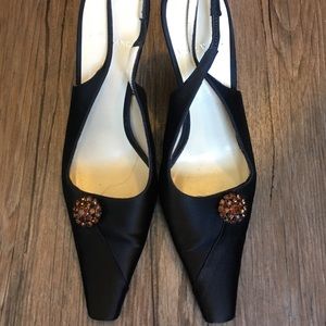 Vera wang shoes size 6